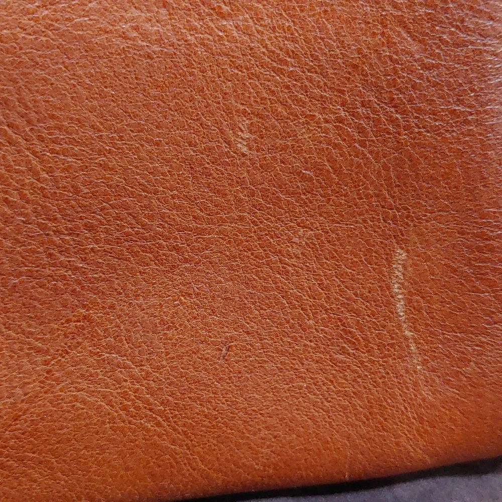 LEATHER CLUTCH - Picture 4 of 7